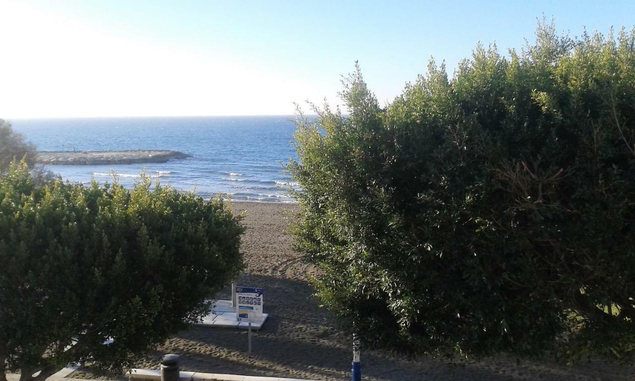 Beachfront House Málaga Dış mekan fotoğraf